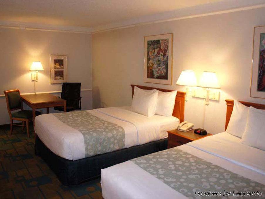 Baymont By Wyndham Greenville Woodruff Rd Kültér fotó